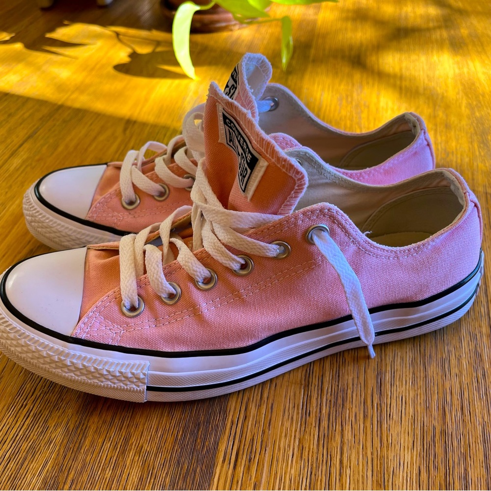 Pink Converse, Size 7 Men’s/9 Women’s, Like New, Need Breaking In, Worn Once